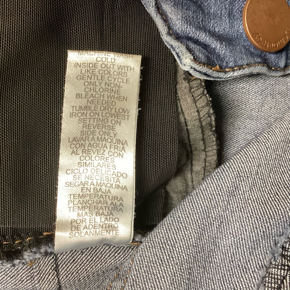 Democracy "Ab"solution Cuffed Indigo Ankle jeans - Picture 12 of 16